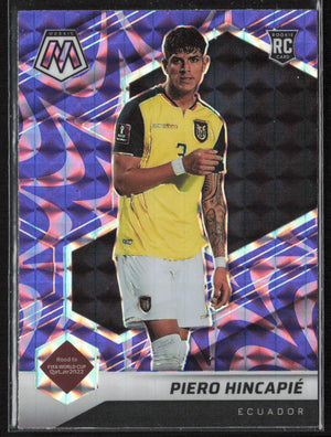 2021-22 Panini Mosaic Road to FIFA World Cup #77 Piero Hincapie reactive Purple