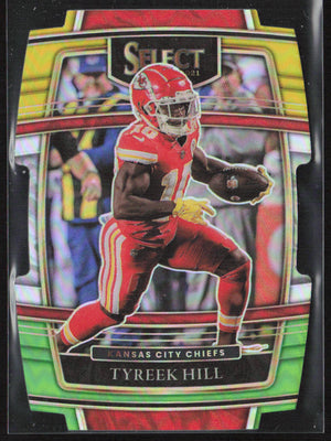 2021 Panini Select #18 Tyreek Hill Green and Yellow Prizm Die Cut