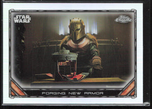 2020 Topps Star Wars: The Mandalorian Season 1 #29 Forging New Armor